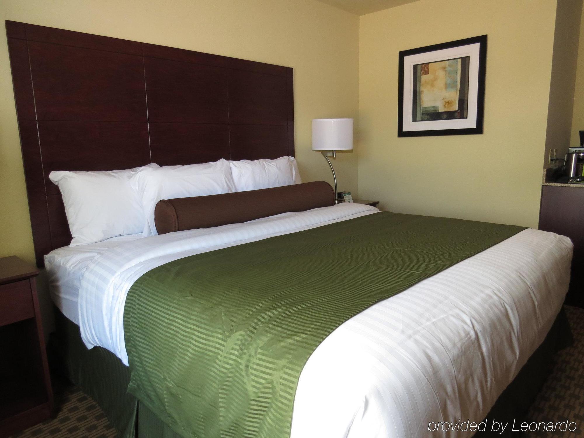 Cobblestone Inn & Suites - Hartington Buitenkant foto